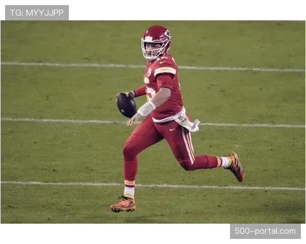 钢人主帅汤姆林激活防守组 五次擒杀压制小马取胜